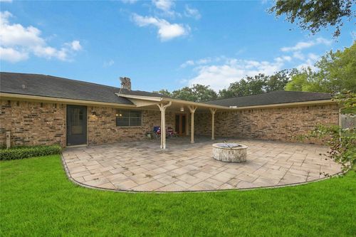 1218 S Booth Ln, Alvin, TX, 77511-3309 | Card Image