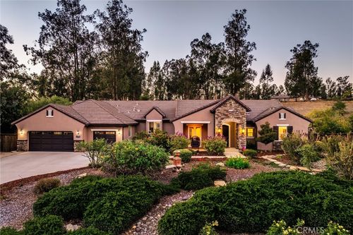 1270 Coloma Ln, Nipomo, CA, 93444-7804 | Card Image