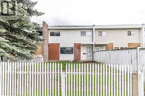 336 Garry Cres Ne, Calgary, AB, T2K3T7 | Card Image