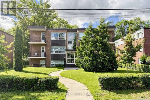 4-17 Fraserwood Ave, North York, ON, M6B2N3 | Card Image