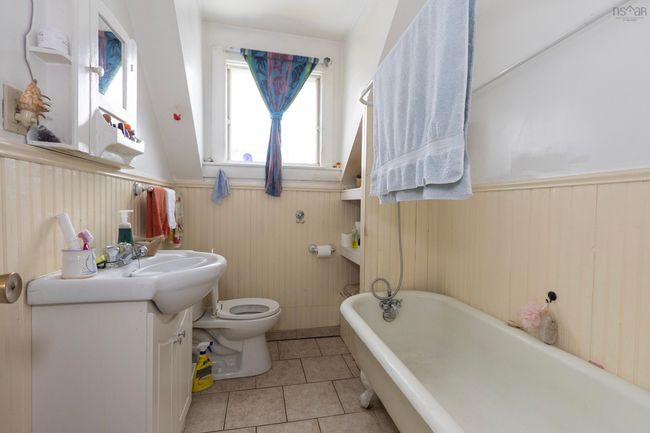 63 Havelock St, Home with 3 bedrooms, 0 bathrooms and null parking in Amherst NS | Image 8