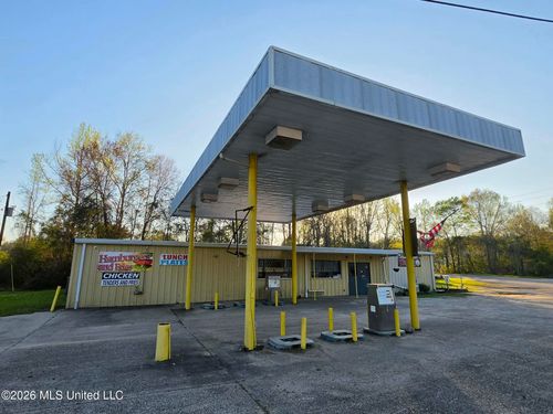 1411 Highway 15 S, Laurel, MS, 39443-0836 | Card Image
