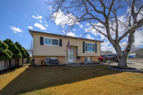 3757 W 8620 S, West Jordan, UT, 84088-5529 | Card Image