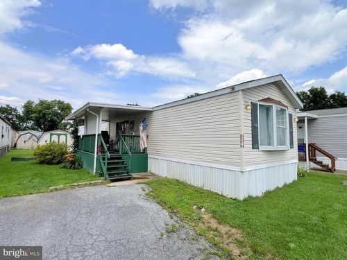 317 Caravan Ct, MIDDLETOWN, PA, 17057-2814 | Card Image