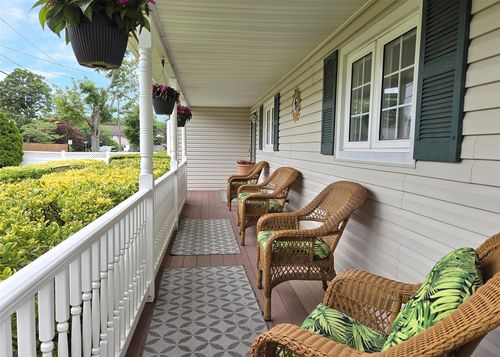 91 Bellwood Ave, South Setauket, NY, 11720-1140 | Card Image