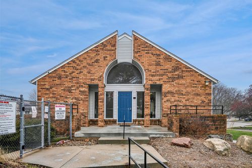 unit-2102-1100 50th St, West Des Moines, IA, 50266-4939 | Card Image