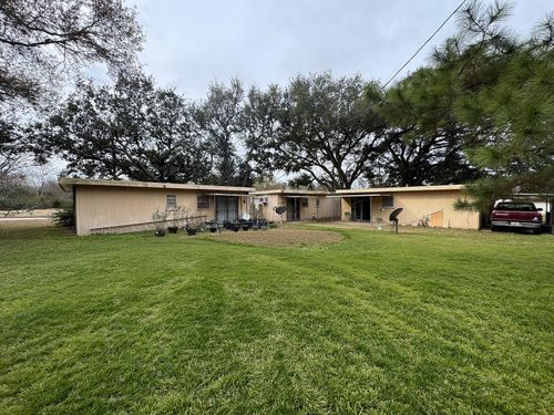 300 Echols St, Prairie View, TX, 77446 | Card Image