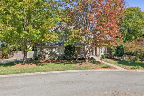 325 Mayfield Sta, Brentwood, TN, 37027-7651 | Card Image