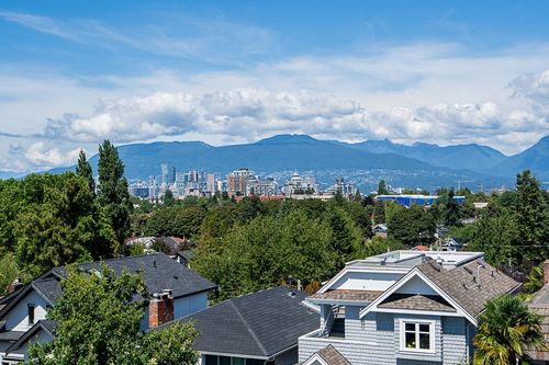 3-676 E 22nd Avenue, Vancouver, BC, V5V1V4 | Card Image