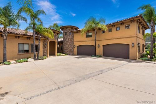 208 Alicia Way, Alpine, CA, 91901-2808 | Card Image