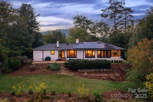 8 W Kensington Rd, Asheville, NC, 28804-1420 | Card Image
