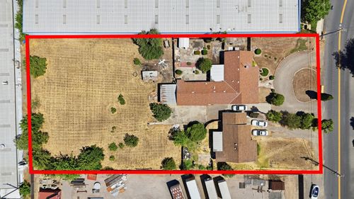 913 Reno Ave, Modesto, CA, 95351-1116 | Card Image