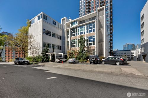 110-1000 Union St, Seattle, WA, 98101-1945 | Card Image