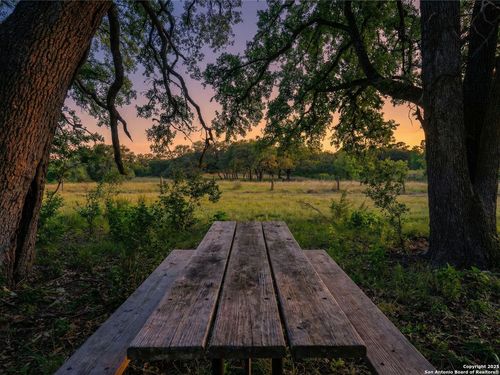 577 Cattle Creek Rd, Johnson City, TX, 78636-2214 | Card Image