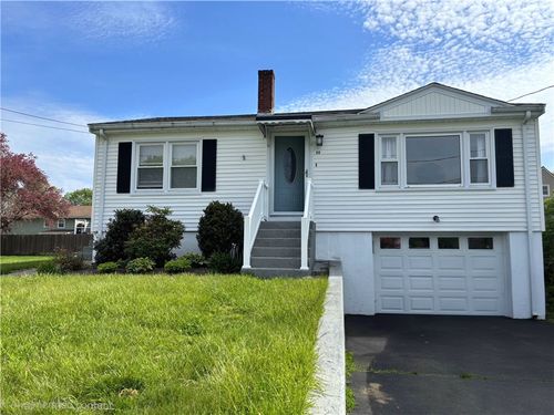 20 Linda Ln, Cumberland, RI, 02864-2423 | Card Image