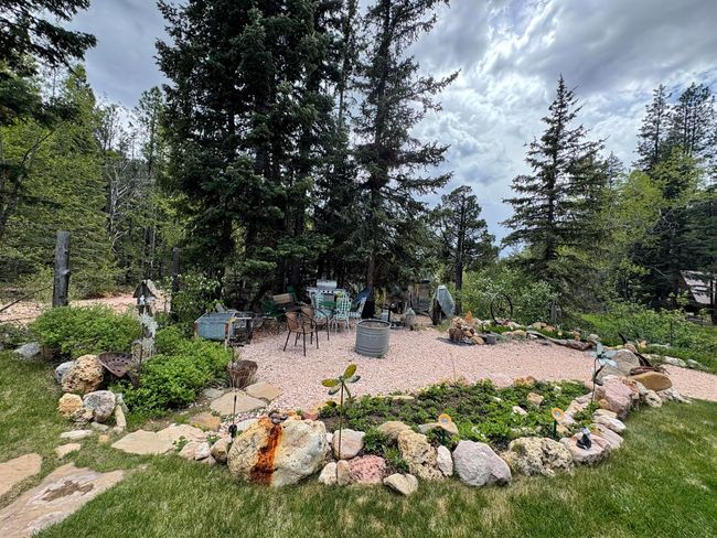 Front Yard | Image 31