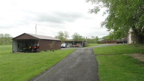 406 Davistown Rd, Mount Morris, PA, 15349-1370 | Card Image