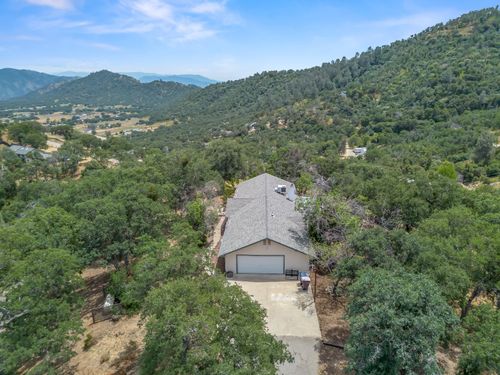 29290 Larkspur Rd, Tollhouse, CA, 93667-9746 | Card Image