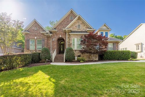 15024 Old Vermillion Dr, Huntersville, NC, 28078-5303 | Card Image