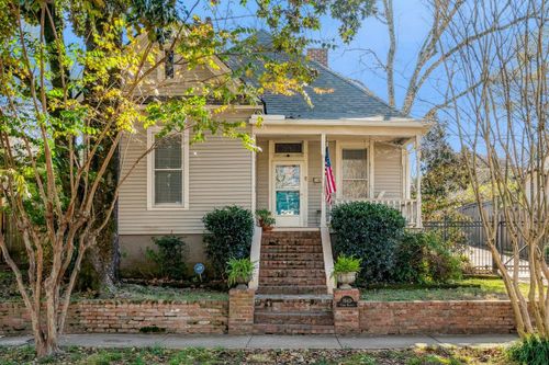 1943 Carr Ave, Memphis, TN, 38104-5258 | Card Image