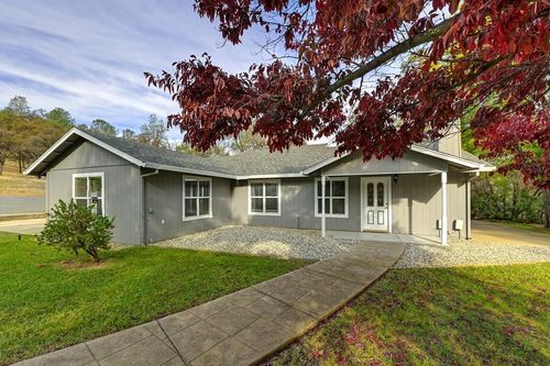 7501 Redhill Way, Browns Valley, CA, 95918-9628 | Card Image