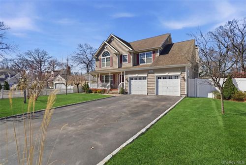 58 Mcgaw Ave, Lake Grove, NY, 11755-2023 | Card Image