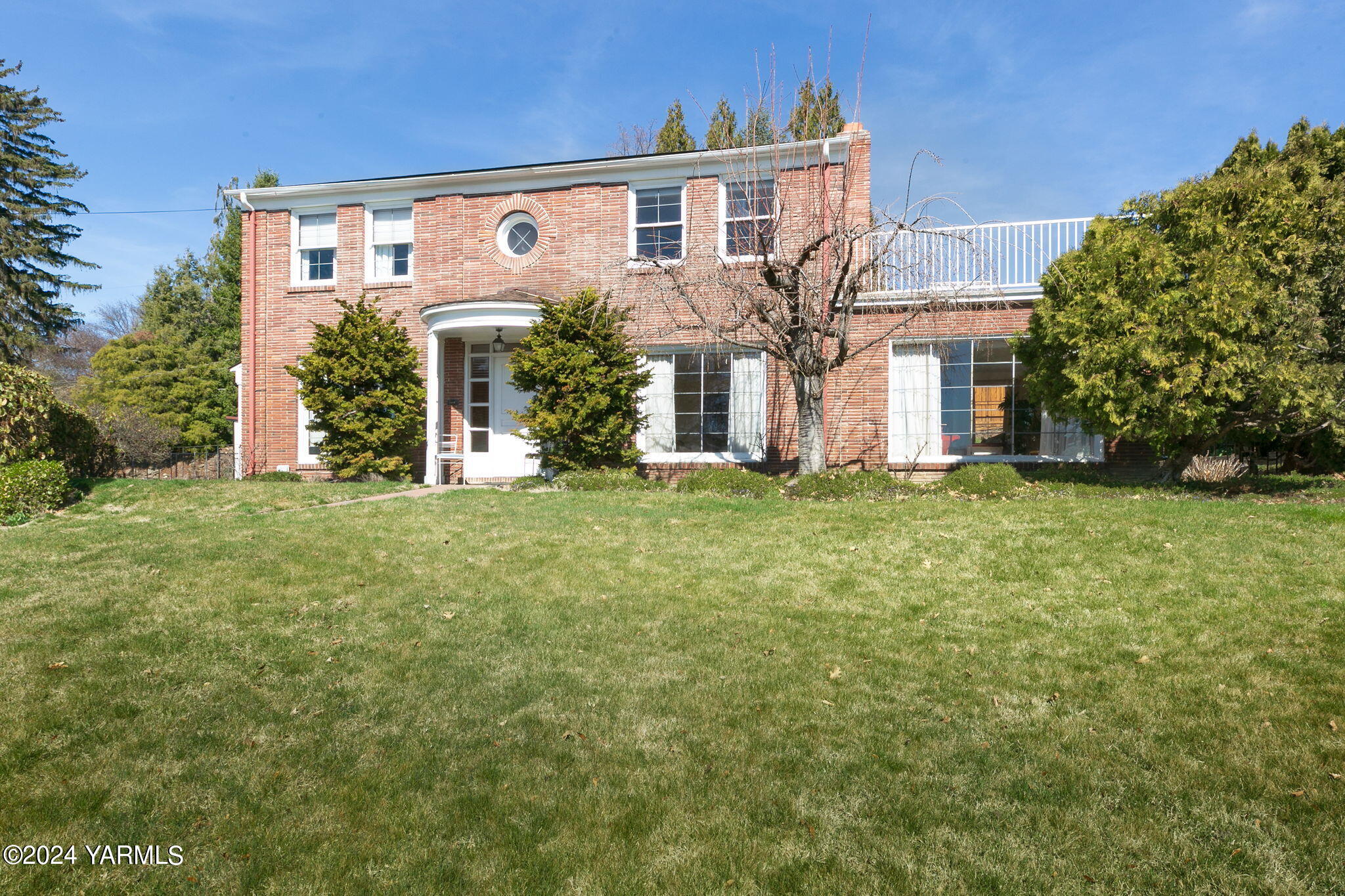 Chestnut Ave, Yakima, WA 98902
