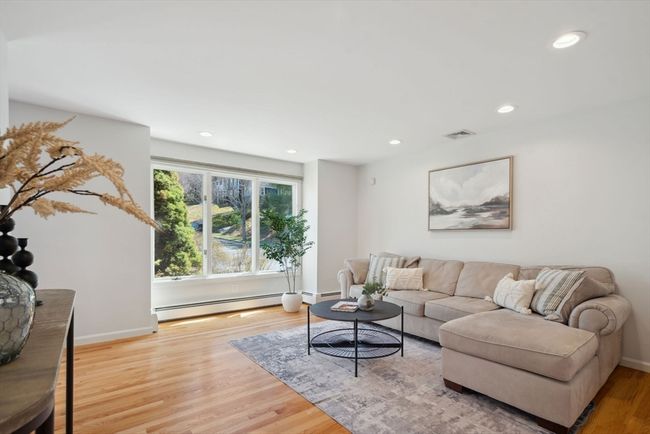 9 Pheasantwood Dr, House other with 4 bedrooms, 4 bathrooms and 2 parking in Wakefield MA | Image 6