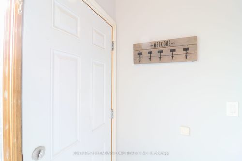 2-2 Carleton Place, Brampton, ON, L6T3Z4 | Card Image