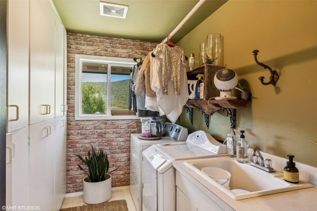 3 Finley Gulch Rd, Home with 6 bedrooms, 4 bathrooms and null parking in Lonepine MT | Image 47