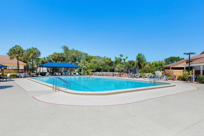 10088 Laurelwood Pl, Condo with 2 bedrooms, 2 bathrooms and null parking in Boynton Beach FL | Image 37