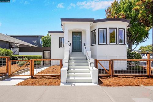 1300 Kains Ave, Berkeley, CA, 94702-1016 | Card Image