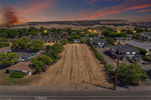 82 Nelson Ave, Oroville, CA, 95965-3410 | Card Image