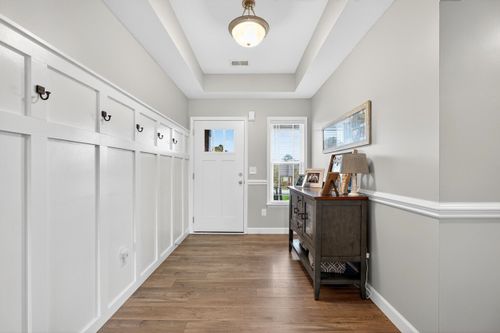 112 Meadow Lake Dr, Cowpens, SC, 29330-8888 | Card Image