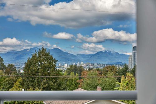 3937 Elmwood St, Burnaby, BC, V5G1R9 | Card Image