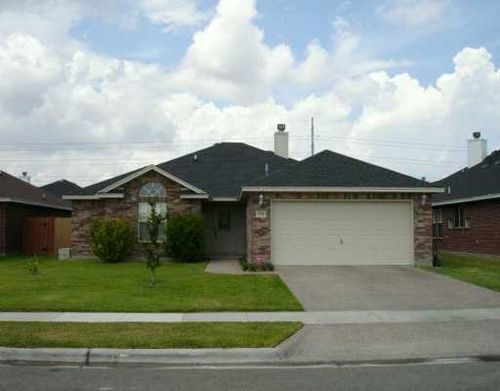 3814 Kitty Ln, Corpus Christi, TX, 78414-5811 | Card Image