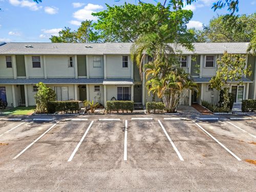 789-789 Crystal Lake Dr, Deerfield Beach, FL, 33064-1962 | Card Image