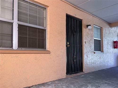 unit-220-4718 Joseph Ct, TAMPA, FL, 33614-7242 | Card Image