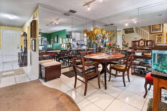 2834 - 3705 Carambola Cir N, Townhouse with 3 bedrooms, 3 bathrooms and null parking in Coconut Creek FL | Image 9