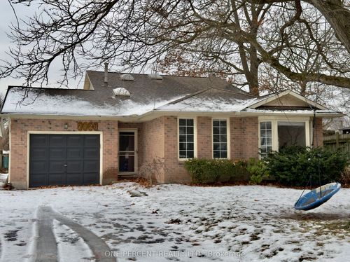 7428 Petrullo Crt, Niagara Falls, ON, L2H2K4 | Card Image