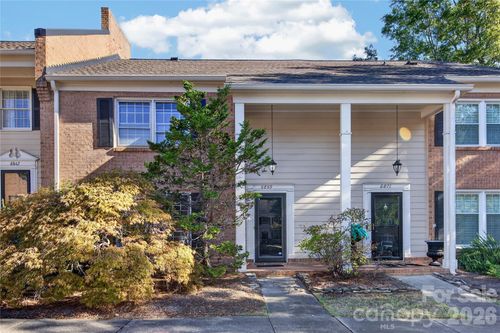 6869 Dumbarton Dr, Charlotte, NC, 28210-4252 | Card Image