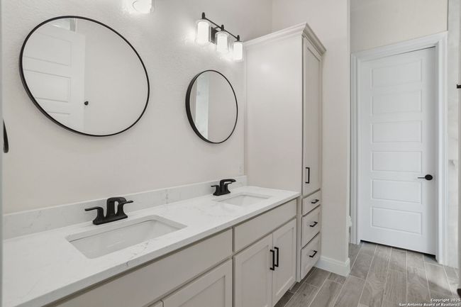 1307 Rimrock Cv, House other with 3 bedrooms, 2 bathrooms and null parking in Spring Branch TX | Image 11