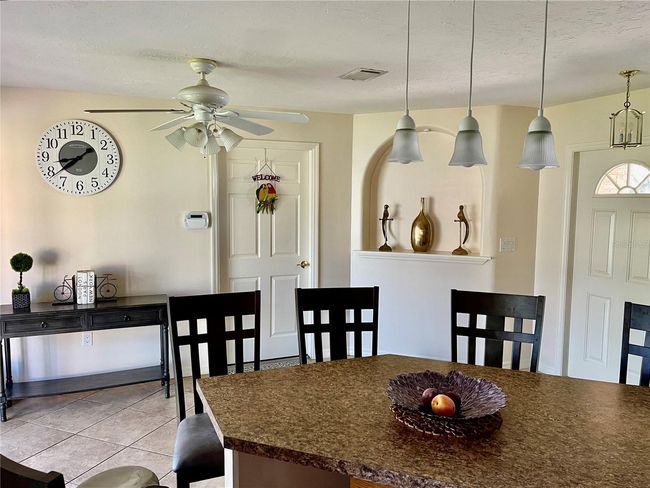 5357 Skyline Pl, House other with 3 bedrooms, 2 bathrooms and null parking in SARASOTA FL | Image 6