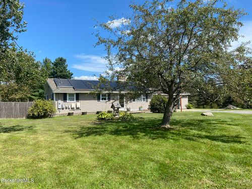 554 Main St, Becket, MA, 01223-3783 | Card Image