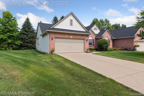 3313 Dewdrop Ln, Howell, MI, 48843-7380 | Card Image