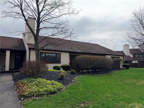 53 Old Meadow Dr, East Amherst, NY, 14051-1222 | Card Image