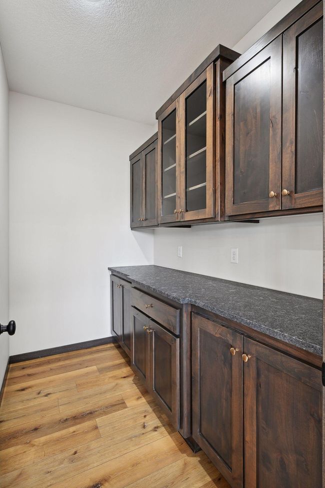 Butler's Pantry | Image 6