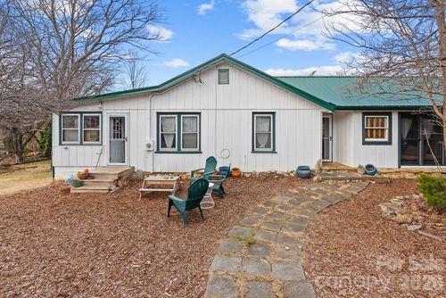 271 Pisgah View Rd, Asheville, NC, 28806-8907 | Card Image