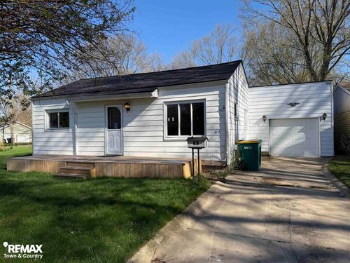 415 Oak St, Mount Morris, MI, 48458-1930 | Card Image