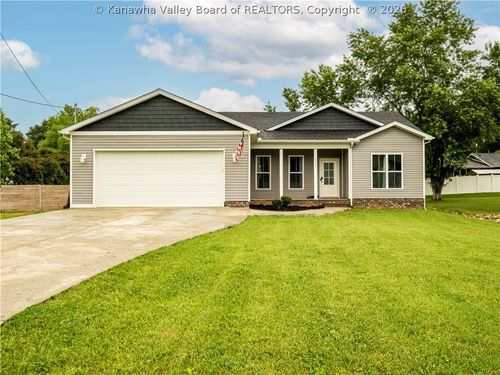 112 Knights Ct, Scott Depot, WV, 25560-9700 | Card Image